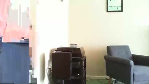 Snapshot of funslimguy chatting on June 1, 12:07 pm Funslimguy online show from June 1, 12:07 pm