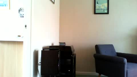 Snapshot of funslimguy chatting on June 13, 10:24 am Funslimguy online show from June 13, 10:24 am