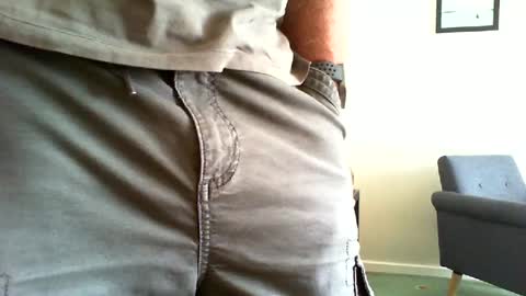 Snapshot of funslimguy chatting on June 15, 3:03 pm Funslimguy online show from June 15, 3:03 pm