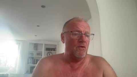 Snapshot of funtime88888 chatting on June 28, 9:37 am funtime88888 online show from June 28, 9:37 am