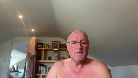 Snapshot of funtime88888 chatting on July 28, 10:10 am funtime88888 online show from July 28, 10:10 am