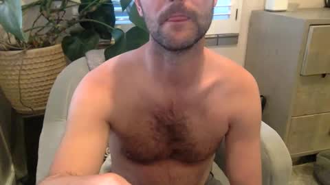 Snapshot of funtimes4us32 chatting on December 16, 8:58 pm Funtimes4us32 online show from December 16, 8:58 pm