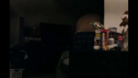 Snapshot of fuqhuntr chatting on July 12, 4:25 am FUCK HUNTERS online show from July 12, 4:25 am