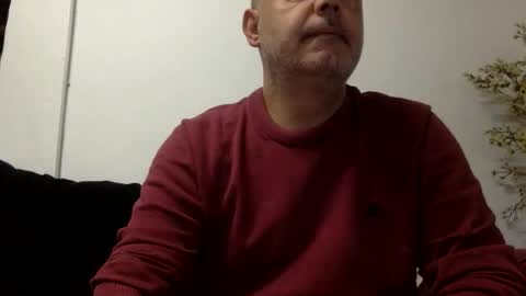 Snapshot of futbolin95 chatting on May 7, 10:42 am futbolin95 online show from May 7, 10:42 am