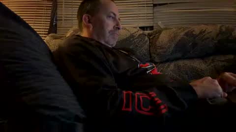 Snapshot of futuro_marido chatting on December 17, 6:56 am Futuro Marido online show from December 17, 6:56 am