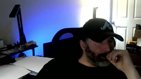 fuzz69_ online show from December 4, 9:01 pm