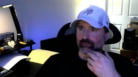 fuzz69_ online show from February 4, 10:43 am