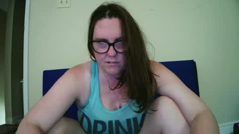 fuzzypeaches87 online show from July 4, 8:59 pm