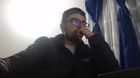 andrew online show from February 7, 1:36 am