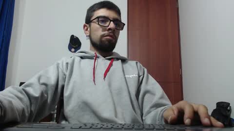 andrew online show from February 26, 3:42 am