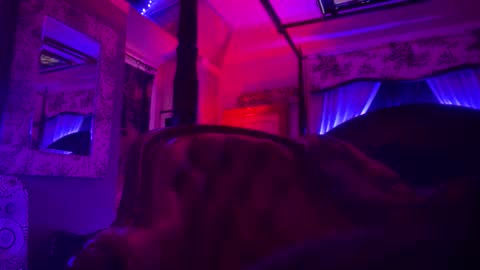 Snapshot of fvvkboyy chatting on November 9, 5:33 pm fvvkboyy online show from November 9, 5:33 pm