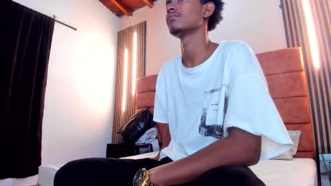 Snapshot of fykmor_2 chatting on October 24, 3:58 am fykmor online show from October 24, 3:58 am