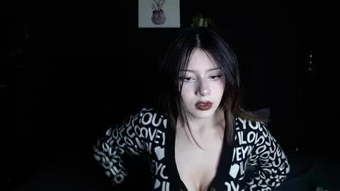 Snapshot of fyreandfox_ chatting on November 24, 8:30 pm FIRE AND FOX online show from November 24, 8:30 pm