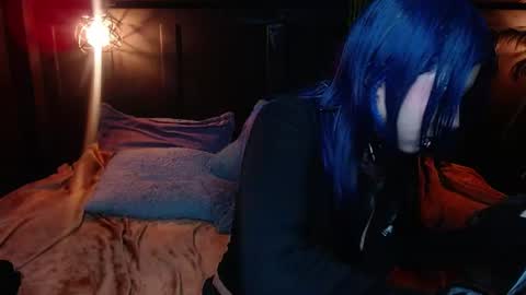 FIRE AND FOX online show from August 1, 8:41 pm