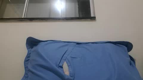 Snapshot of gaabcum chatting on May 24, 8:19 am gaabcum online show from May 24, 8:19 am