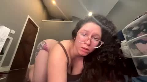 gaaby  online show from November 30, 3:21 am