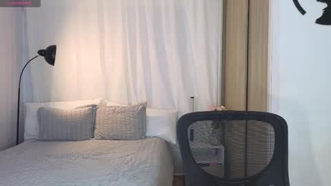 Snapshot of gab1_ chatting on February 19, 11:12 pm Gaby online show from February 19, 11:12 pm