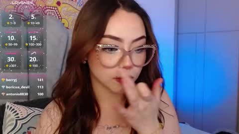 Snapshot of gabb__yy chatting on November 26, 9:10 am online show from November 26, 9:10 am