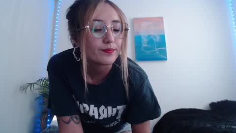 Snapshot of gabb_rioss chatting on January 7, 8:31 pm Gabriela online show from January 7, 8:31 pm