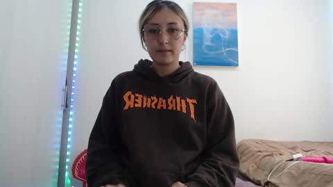 Snapshot of gabb_rioss chatting on November 4, 5:34 pm Gabriela online show from November 4, 5:34 pm