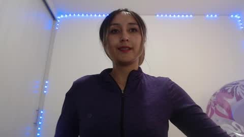 Gabriela online show from April 18, 10:10 pm