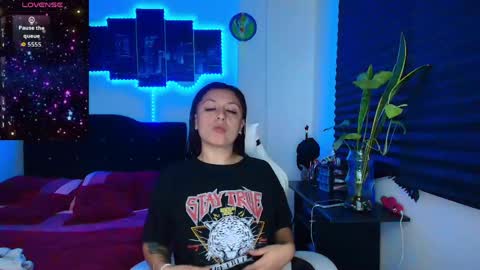 Snapshot of gabbie_kook chatting on June 1, 7:37 pm gabbie_kook online show from June 1, 7:37 pm