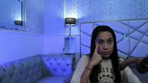 Snapshot of gabbieskinny chatting on May 7, 12:10 pm gabbieskinny online show from May 7, 12:10 pm