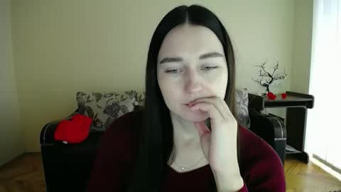 Jaklin online show from December 3, 9:40 am