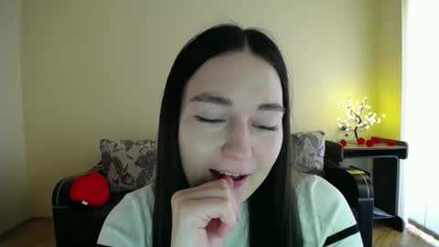 Jaklin online show from March 7, 9:50 am