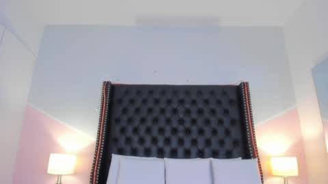 Snapshot of gabby_scott chatting on May 13, 12:02 pm gabby_scott online show from May 13, 12:02 pm