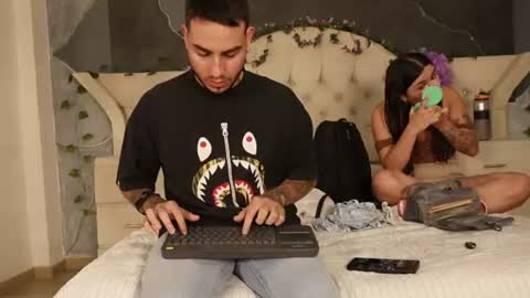 Snapshot of gabbyanddominic chatting on July 3, 12:11 pm Gabby And Dominic online show from July 3, 12:11 pm