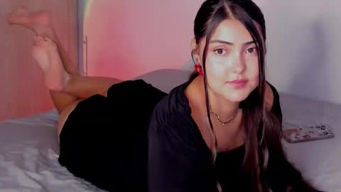Snapshot of gabbyfoox chatting on May 17, 2:20 am gabbyfoox online show from May 17, 2:20 am