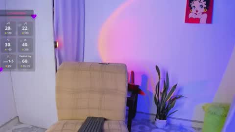 Snapshot of gabbymorgan chatting on September 12, 1:06 am GABY online show from September 12, 1:06 am