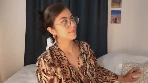 Snapshot of gabbyowenn chatting on July 28, 2:40 am Gabby online show from July 28, 2:40 am