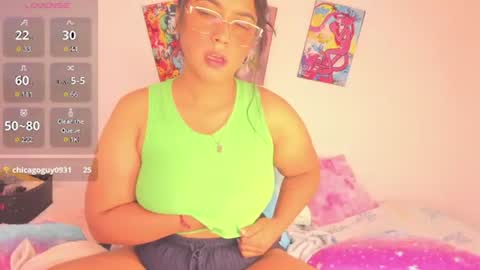Snapshot of gabi_m chatting on July 27, 1:29 pm please follow my friendasya zas online show from July 27, 1:29 pm