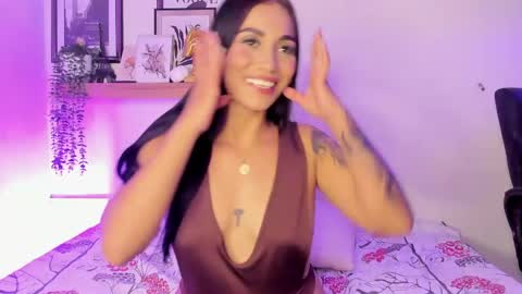Snapshot of gabihills chatting on May 22, 2:19 am GABRIELA online show from May 22, 2:19 am
