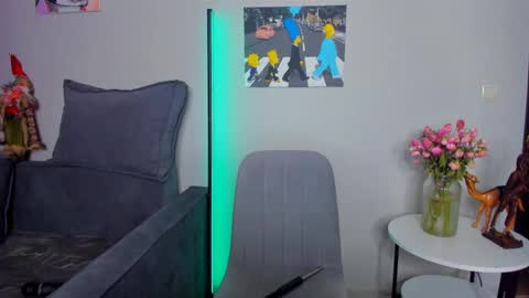 Snapshot of gabri_baby chatting on February 25, 7:58 pm The next stream in car 1 december 10pm time in France online show from February 25, 7:58 pm