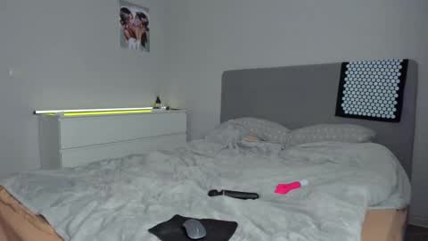 Snapshot of gabri_baby chatting on September 14, 8:08 pm The next stream in car 1 december 10pm time in France online show from September 14, 8:08 pm