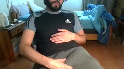 Snapshot of gabriel1839 chatting on December 29, 4:59 am javier online show from December 29, 4:59 am