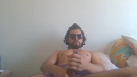 Snapshot of gabriel1839 chatting on March 2, 5:36 pm javier online show from March 2, 5:36 pm