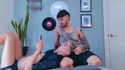 gabriel_and_geronimo online show from September 12, 6:30 pm