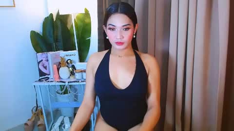 Snapshot of gabriela_deluxe chatting on June 6, 10:09 am gabriela_deluxe online show from June 6, 10:09 am