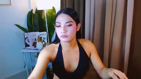 Snapshot of gabriela_deluxe chatting on June 8, 4:29 pm gabriela_deluxe online show from June 8, 4:29 pm