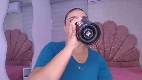 Snapshot of gabriela_leone chatting on June 22, 7:11 pm gabriela online show from June 22, 7:11 pm