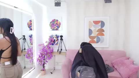 Gabby  online show from June 29, 12:38 pm