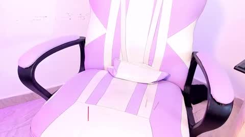 gabrielaa_miller_ online show from November 4, 9:58 pm