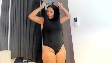 gabrielaa_miller_ online show from November 19, 7:36 pm