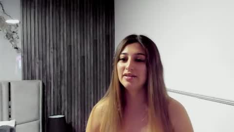 Gabriela Kassi online show from June 15, 11:34 am