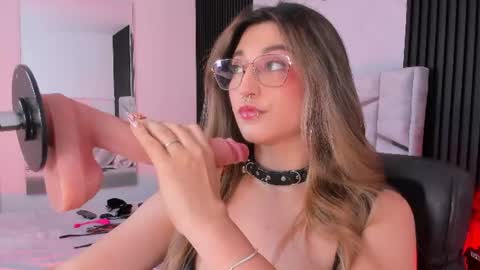Gabriela Kassi online show from July 9, 7:07 pm