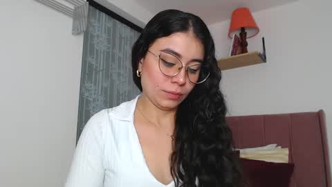 GabrielaRossa online show from December 17, 12:54 pm